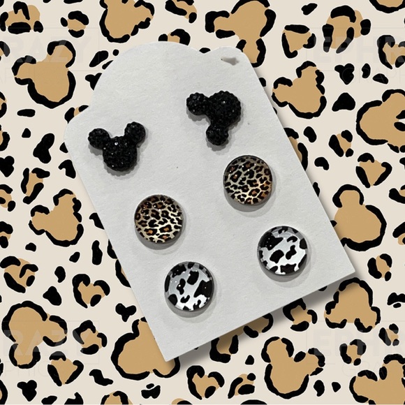 Adorable 3 Pair Earring Set 🖤 - Picture 1 of 2